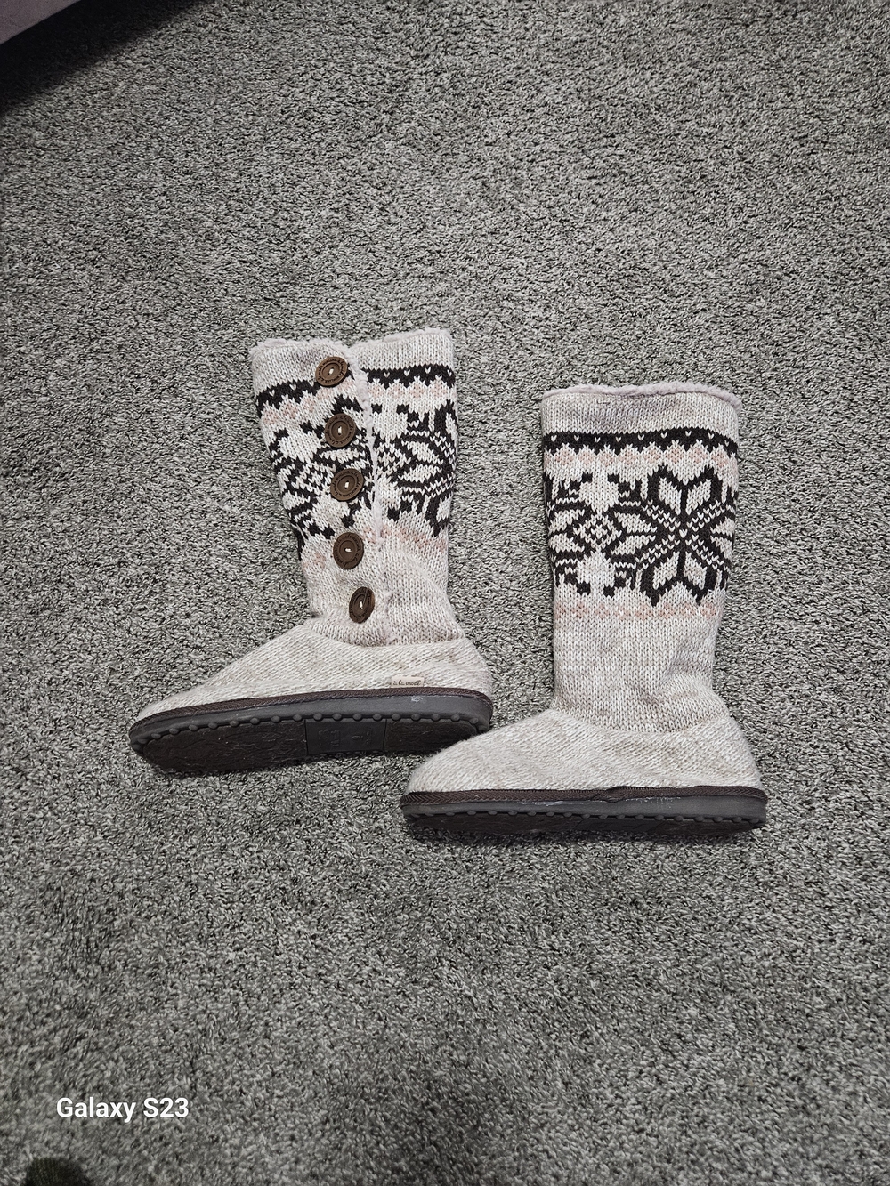 Muk Luks Women's Size 9 Nordic Knit Slipper Boots Button Winter House Shoes Crea